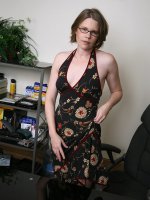 38 year old business lady with a very hairy pussy spreads